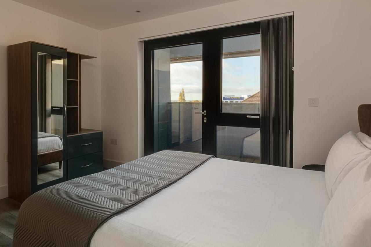 Appartement Charles Hope London Brentford Extérieur photo