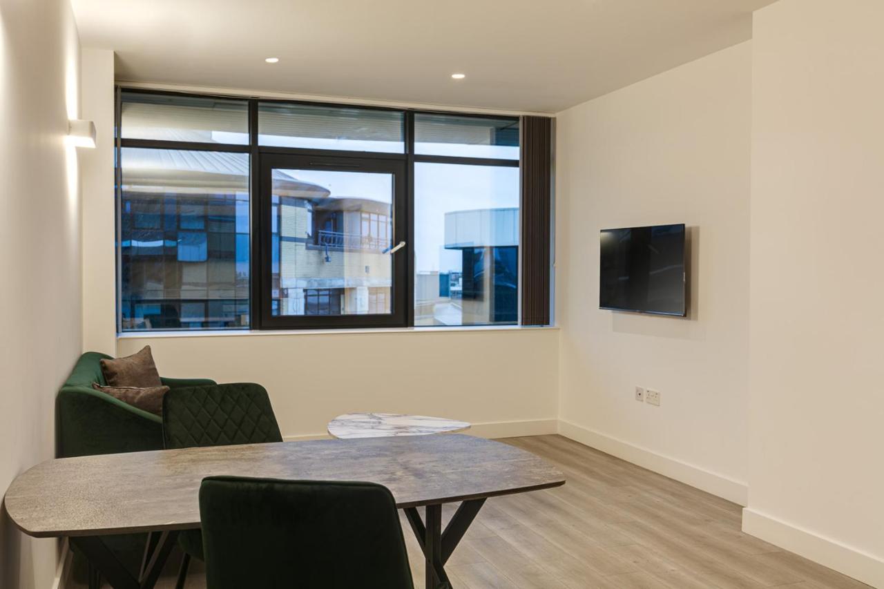 Appartement Charles Hope London Brentford Extérieur photo