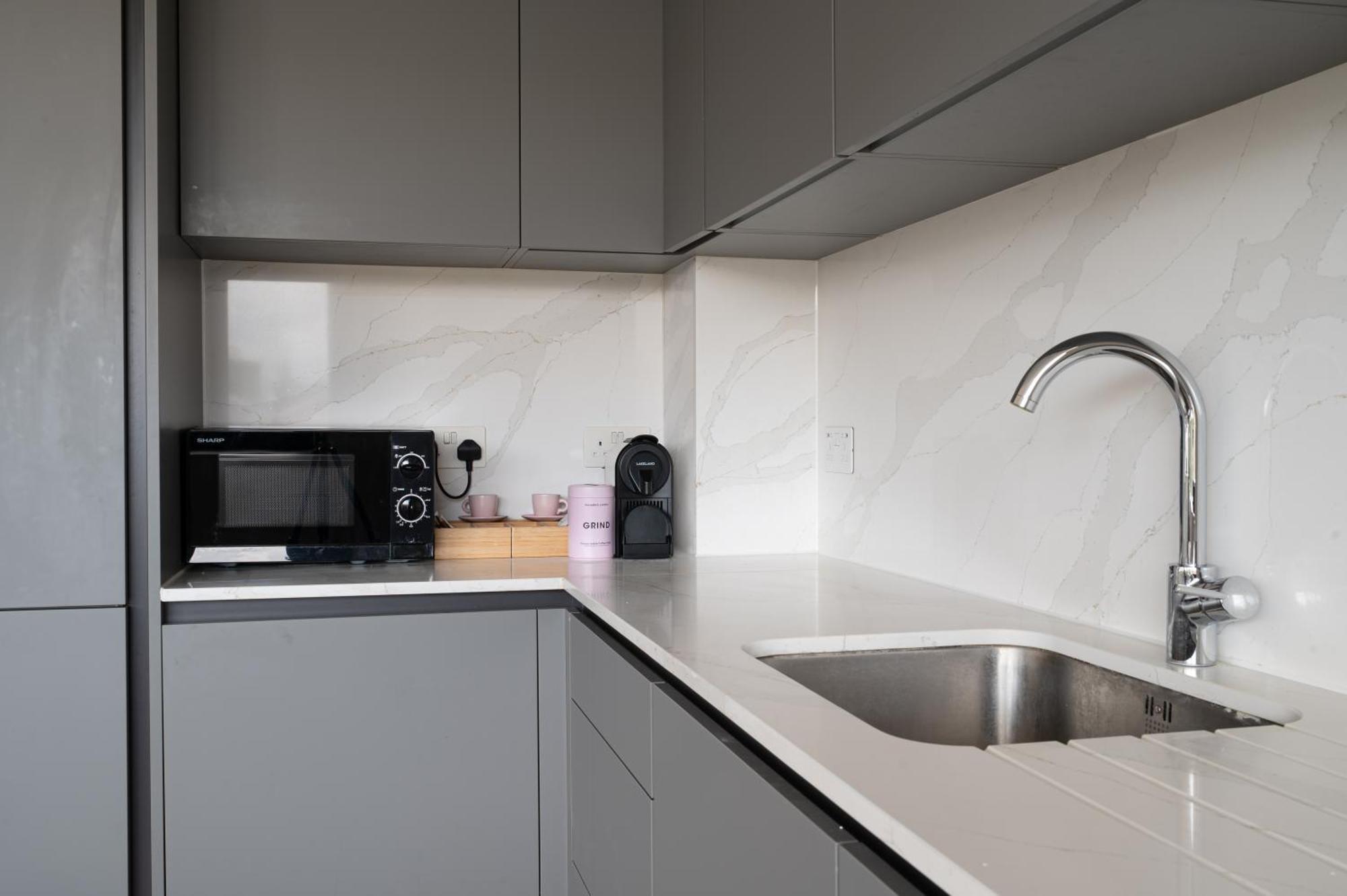 Appartement Charles Hope London Brentford Extérieur photo