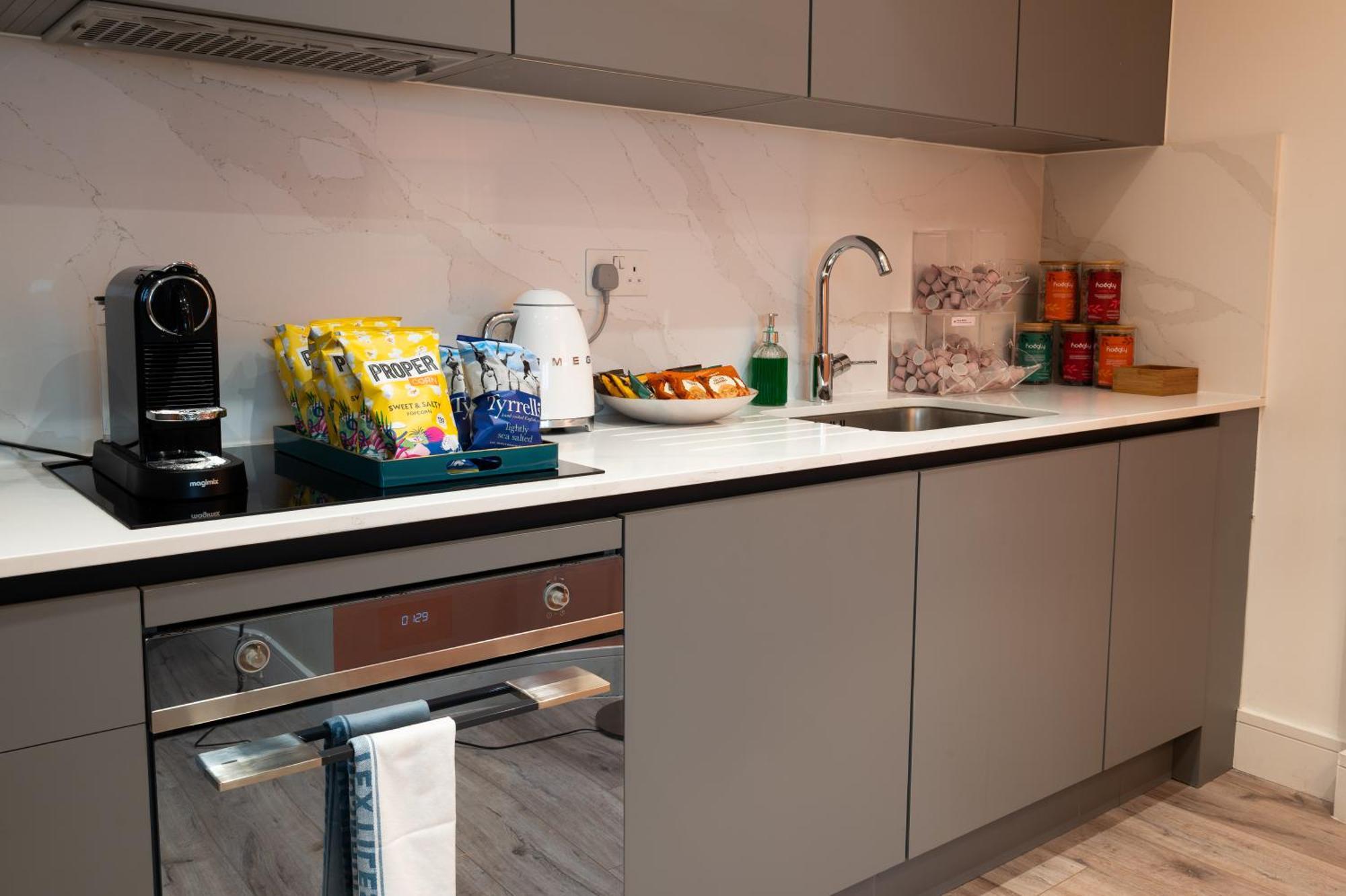 Appartement Charles Hope London Brentford Extérieur photo